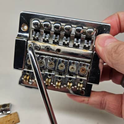 Kahler USA 2300 Tremolo bridge 1980s - Chrome -  NEAT ! image 2