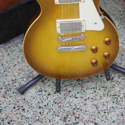 Epiphone Les Paul Standard Honeyburst w/ Original Hardshell Case image 2