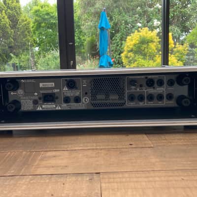 Ampeg SVT-3 PRO 450-Watt Rackmount Bass Amp Head 2007 - Present - Black image 2