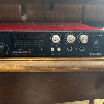Focusrite Scarlett 18i20 2nd Gen USB Audio Interface 2016 - 2018 - Red / Black image 4