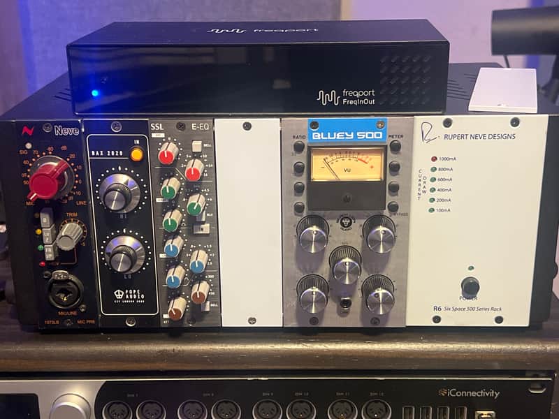 Rupert Neve Designs R6 6-Slot Powered 500 Series Frame 2010s - White