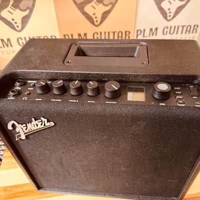 Fender Mustang LT25 25-Watt 1x8" Digital Modeling Guitar Combo 2019 - Present - Black image 3