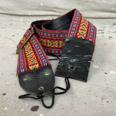 Vintage 1960s Guitar Strap Hippie-Hootenanny Pattern Strap Poor Condition image 6