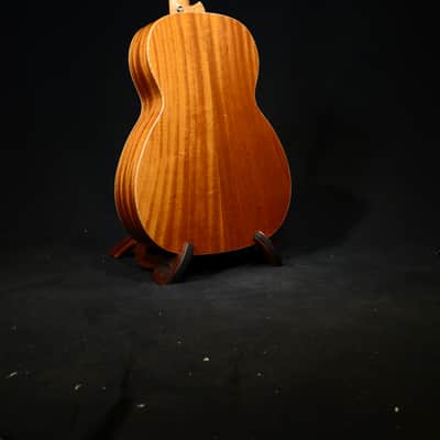 2019 Maestro Guitars 00 Traditional Series Mahogany Top image 2
