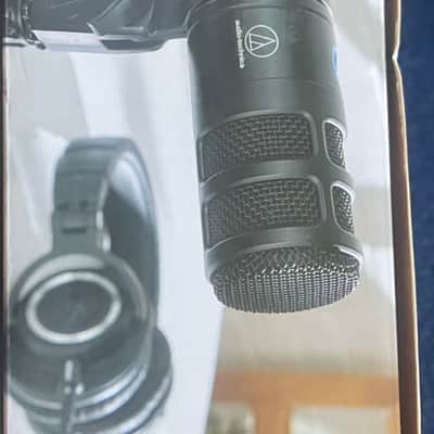 Audio-Technica AT2040USB Digital Dynamic Microphone 2023 - Present - Black image 2