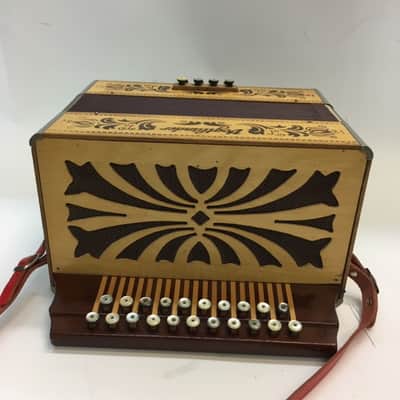 Weltmeister Vogtländer Melodeon A/D image 7