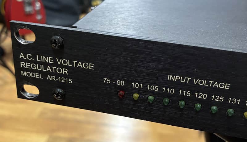 Furman AR-1215 Power Conditioner / AC Line Voltage Regulator 1990s