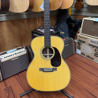 Martin 000-28 Standard Series Auditorium Acoustic Guitar.- Natural Gloss- w/hard case New! image 3