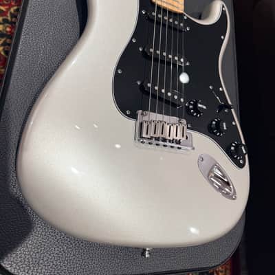 Fender American Deluxe Stratocaster 2009 - Chrome image 2