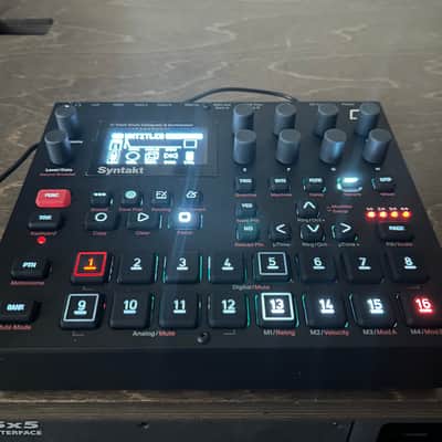 Elektron Syntakt 12 Track Drum Computer & Synthesizer 2022- Present Black image 3
