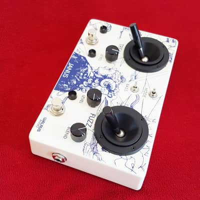 Walrus Audio Janus Tremolo / Fuzz 2012 - Present - White image 6