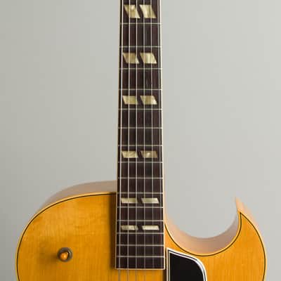 Gibson ES-175DN Arch Top Hollow Body Electric Guitar (1954), ser. #A18227, original brown leather covered hard shell case. imagen 8