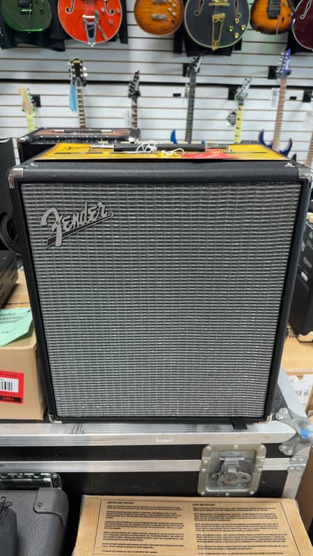 Fender Rumble 100 V3 image 1