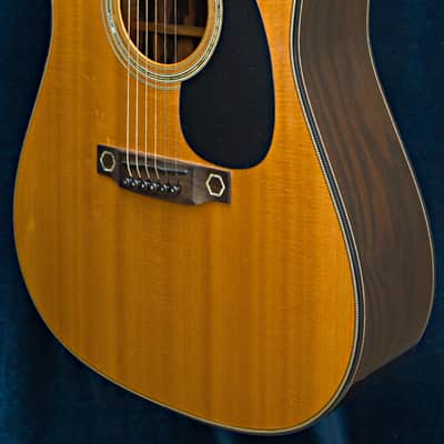Martin and Co CEO 2 1998 - Natural Gloss image 6
