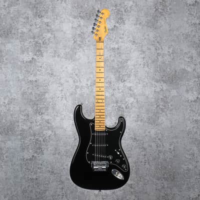 Fender Boxer Series Stratocaster MIJ Black 1985 image 3