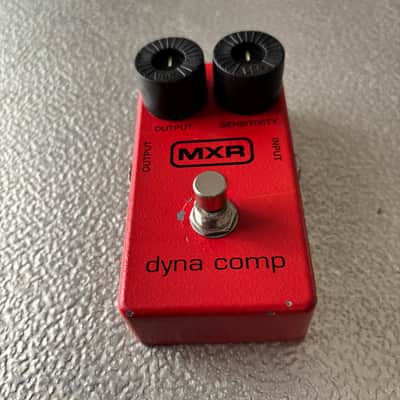 MXR M102 Dyna Comp 1995 - Present - Red image 2
