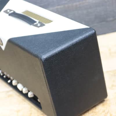 Divided by 13 JRT 9/15 Head Single Channel Dual Modes Guitar Amplifier Head image 14