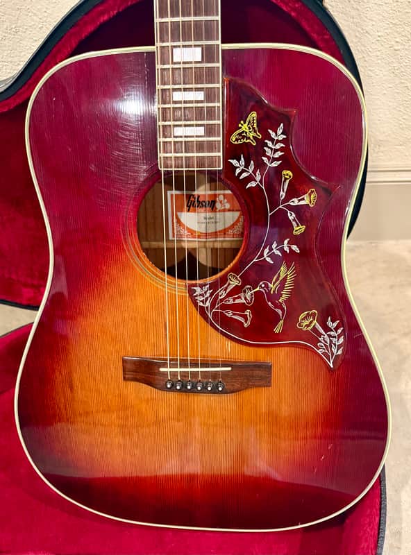 Gibson Hummingbird 1980 - Sunburst image 1
