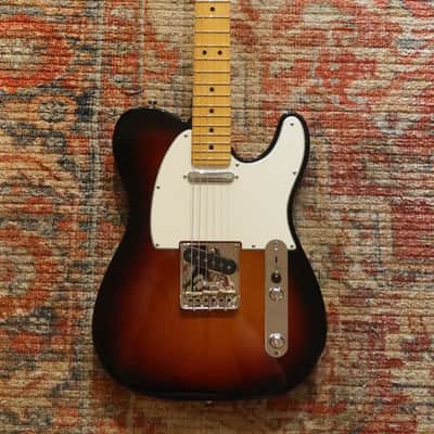Fender 2020 American Professional II Telecaster, 3-Tone Sunburst, Used image 2