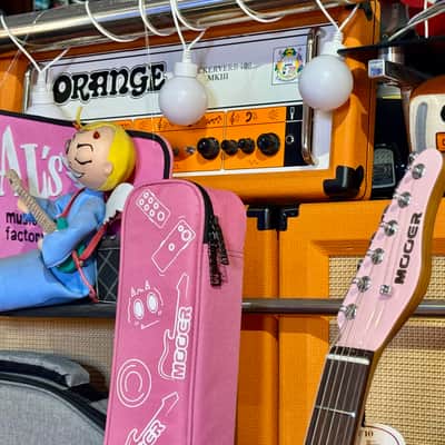 Mooer Guitars MLT10 (Travel/ Short Scale) CANDY PINK 2025 Super Light 2,5Kg image 6