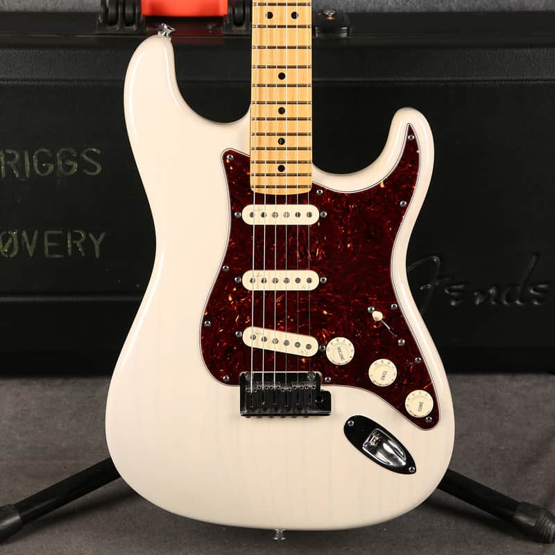 Fender American Deluxe Stratocaster Ash - White Blonde - 2nd Hand