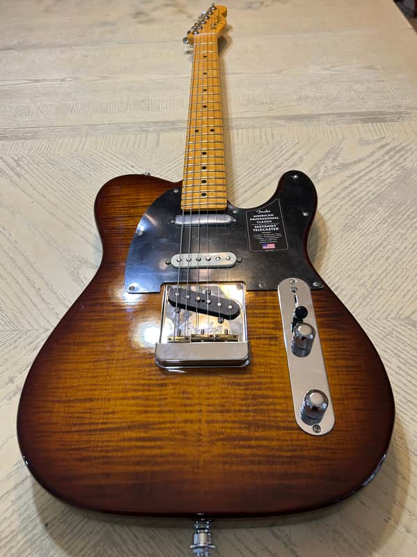 Fender American Professional Classic Telecaster w/ upgraded Features 2030’s - Ultra Luxe Flamed Maple Tiger Eye