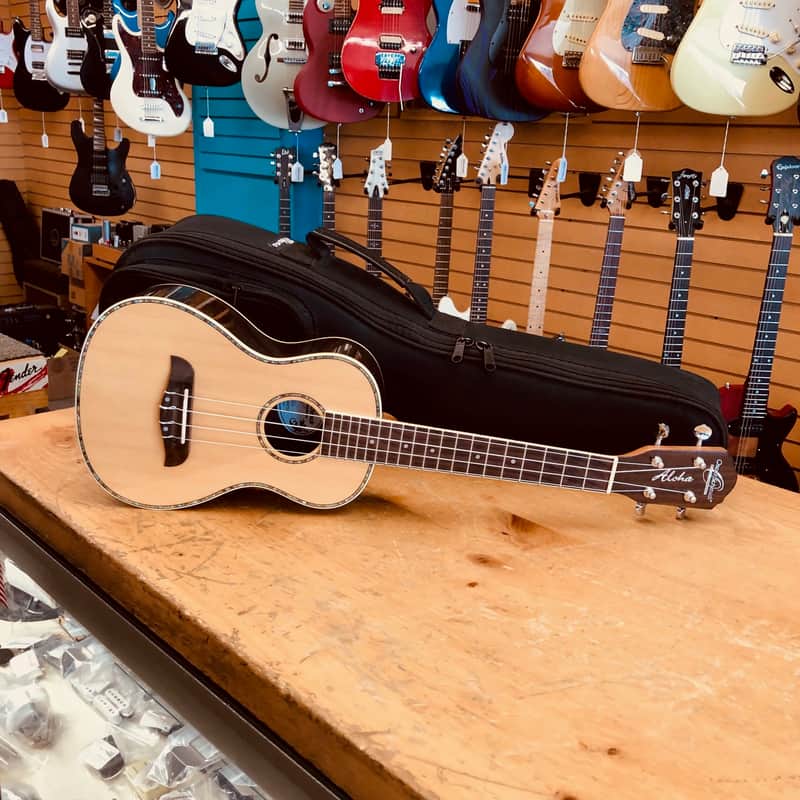 Oscar Schmidt OU3 Concert Ukulele w/Carrying Bag image 1