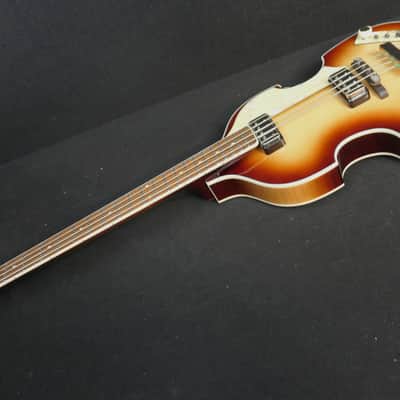 Hofner HCT-500/1-SB Contemporary Series VIOLIN Beatle Bass GREAT Brown Sunburst Vintage Look with Tea Cup Knobs image 2