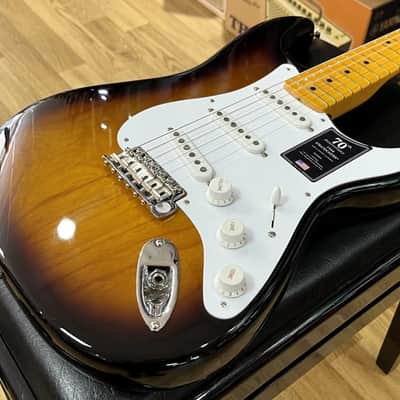 Fender 70th Anniversary American Vintage II 1954 Stratocaster Electric Guitar 2 Colour Sunburst image 3