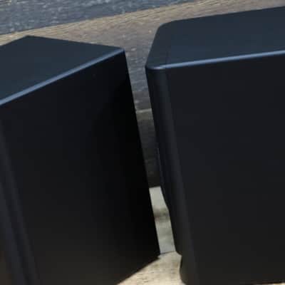 KRK Systems ROKIT 8 Generation Five 203W 8" Woofer Active Studio Monitor (Pair) image 13