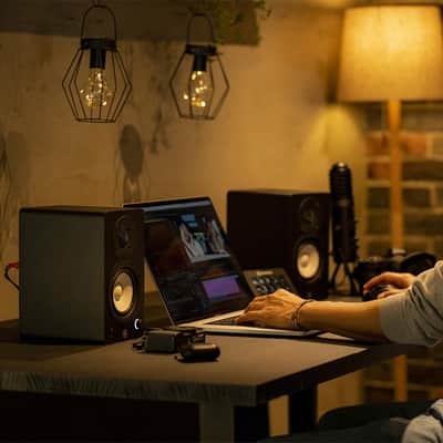 Yamaha Yamaha HS3 Active 3.5  2-Way Studio Monitors, Black image 10