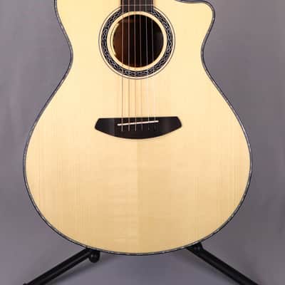 Breedlove Legacy Concerto Adirondack Spruce / Koa CE image 4