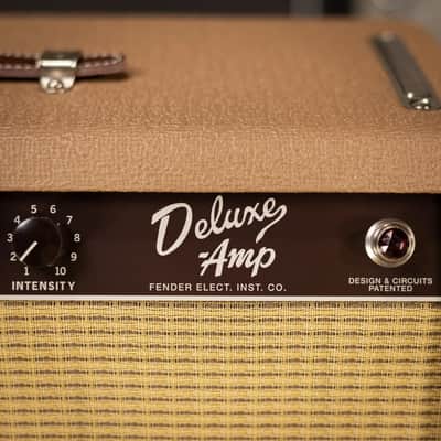 Fender '62 Deluxe Amp image 11