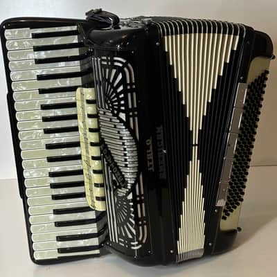 Italo American Polytone Single Tone Chamber Full-size Piano Accordion 2+1 LMH image 1