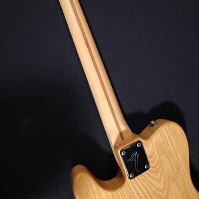 Fender Telecaster with Maple Fretboard 1976 - 1979 - Natural image 3