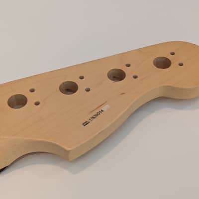 Left handed Fender American Professional Jazz Bass maple neck with rosewood fretboard 2020 image 10