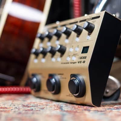Boss VE-8 Acoustic Singer Vocal Effects Pedal image 3