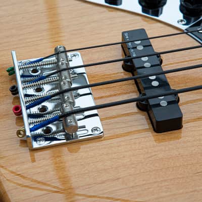 Sire v5  LEFT-HANDED 2nd gen. bass  Alder/ Roasted Maple 4-string image 21