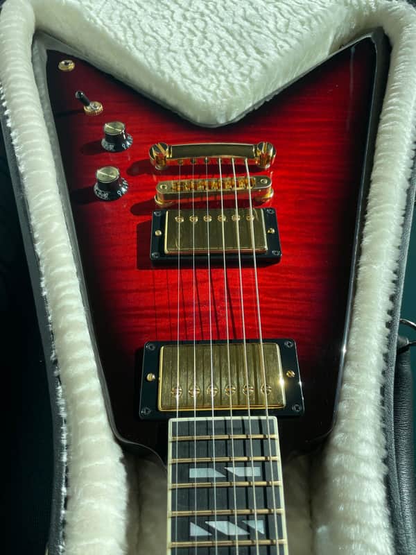 Gibson 50th Anniversary Flying V 2008 GOTM - AAA top Brimstone Burst + OHSC image 1