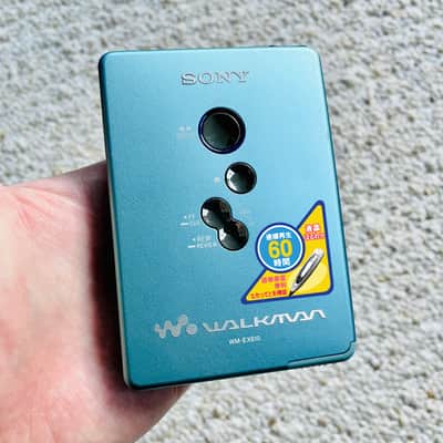 Sony WM-EX610 Walkman Cassette Player, Awesome Candy Blue ! Working ! image 2