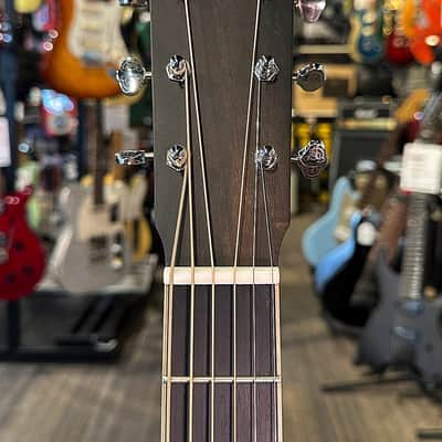 Larrivee 000-40 Indian Rosewood Acoustic Guitar Natural Satin w/Hardshell Case - copy image 3