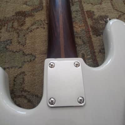 Fender Precision Bass 2019 -Mary Kaye White with Rosewood Neck image 21
