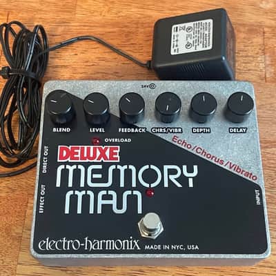 Electro-Harmonix Deluxe Memory Man 550Ms Analog Delay / Chorus / Vibrato 2008 - Present - Black / Silver image 1