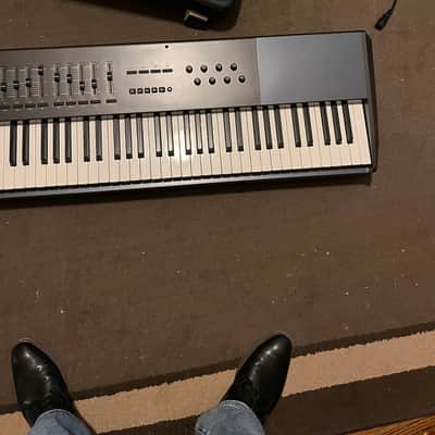 M-Audio Oxygen 88 MKIII MIDI Controller Keyboard 2014 - 2016 - Blue image 4