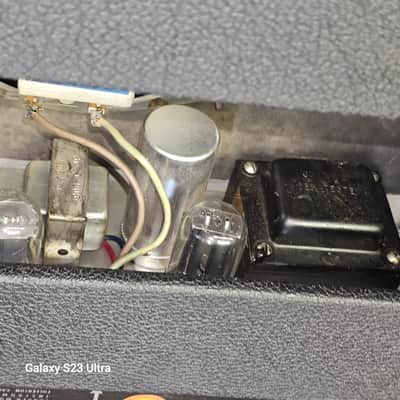 Fender Vibro Champ Silverface Vintage image 4