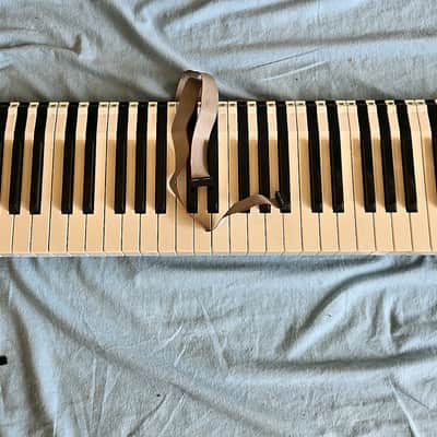 Alesis QS8 Full working Keybed