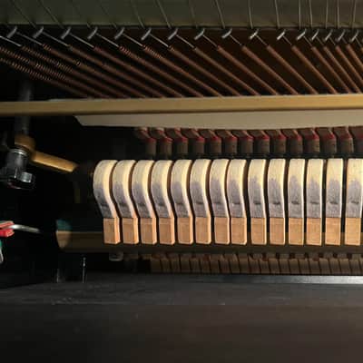 Yamaha U1 1967 - Ebony image 2