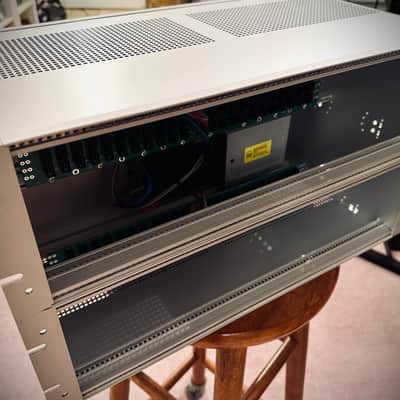 Doepfer A-100G6 Rackmountable Eurorack Case with (PSU3) Power Supply - Silver Bild 2
