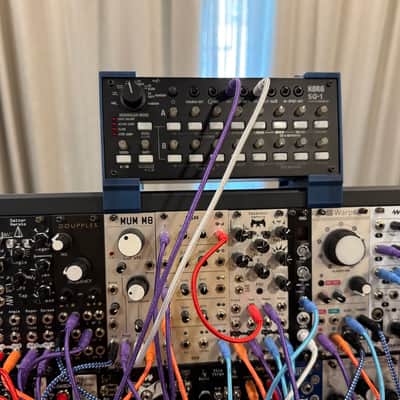 Korg SQ-1 Mount / Stand for Arturia RackBrute 3U / 6U Case (space blue) image 2
