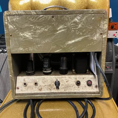 Magnatone Varsity Model 108 8-Watt 1x8" Guitar Combo 1950s - Mother of Toilet Seat, recently restored image 5